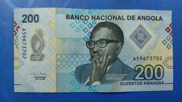 Angola - 200 Kwanzas - Polymer Issue