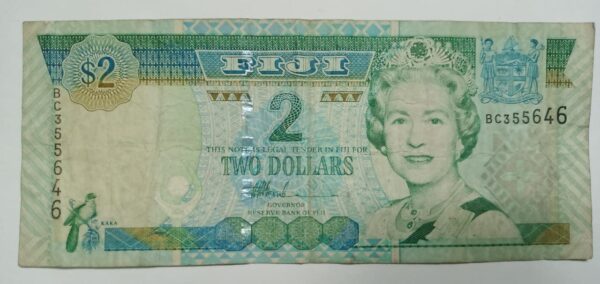 Fiji 2 Dollar - 2002 issue - Used VF Condition