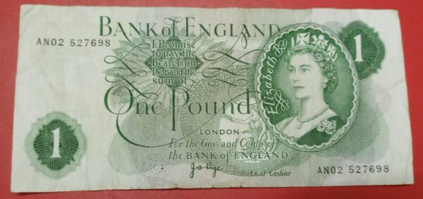 Britain - 1 Pound - 1960 to 1978 issue - Used XF Condition