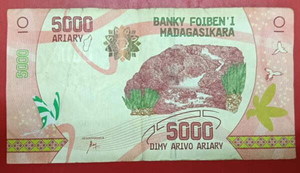 Madagascar - 5000 Ariary - 2017 to 2022 issue - Used F Condition